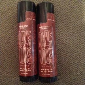 Perfectly Posh Other - 1 Daze A Vous Stick and 2 Immunator sticks Perfectly Posh Other - 1 Daze A Vous Stick and 2 Immunator sticks